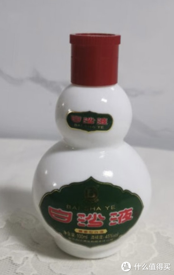 河南一退休老干部晒出酒柜，茅台五粮液都不新奇，这4款属实罕见