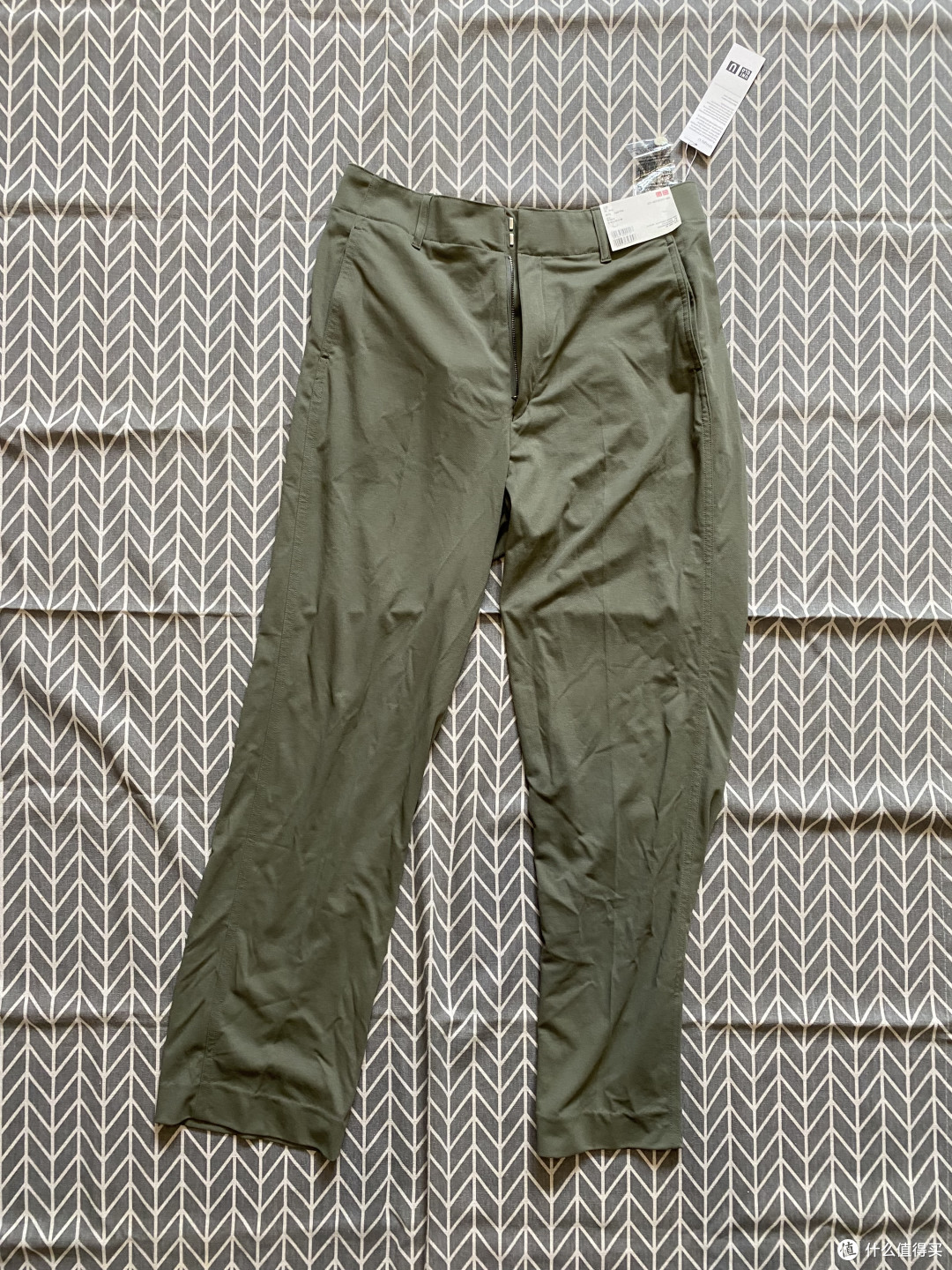 女裤男穿行不行?实测这条59块的优衣库u系列针织长裤相当行