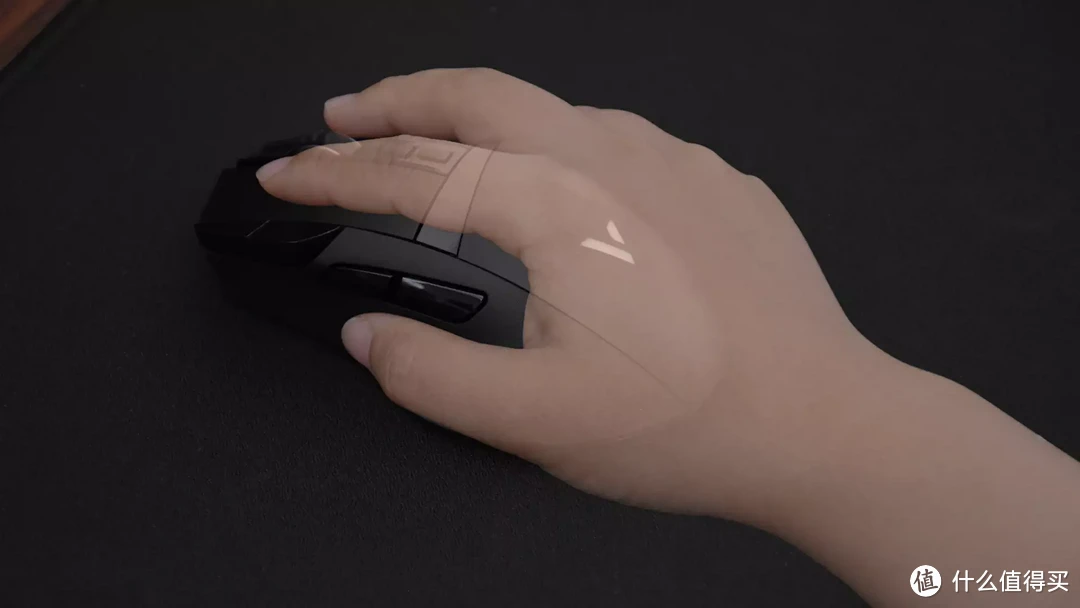 雷柏VT350S双模游戏鼠标：右手人体工学设计，办公游戏一肩挑