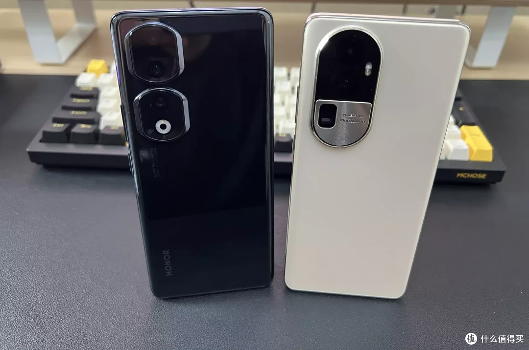 轻薄的人像拍照手机，选荣耀90 Pro还是OPPO Reno10 Pro+？