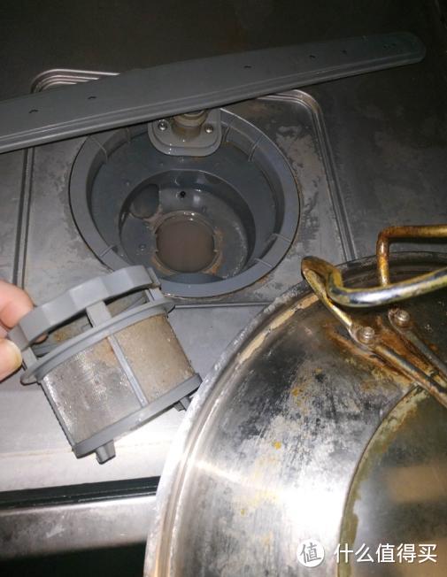 美的WQP6-3206洗碗机冬天随机暂停，化学清洗会更干净但修不好，夏天就好了，可能是RO机漏水所致？