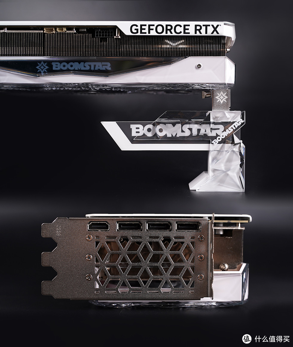 海景房与极简风格的融合,NZXT H9 Flow 纯白光污染主机装机秀