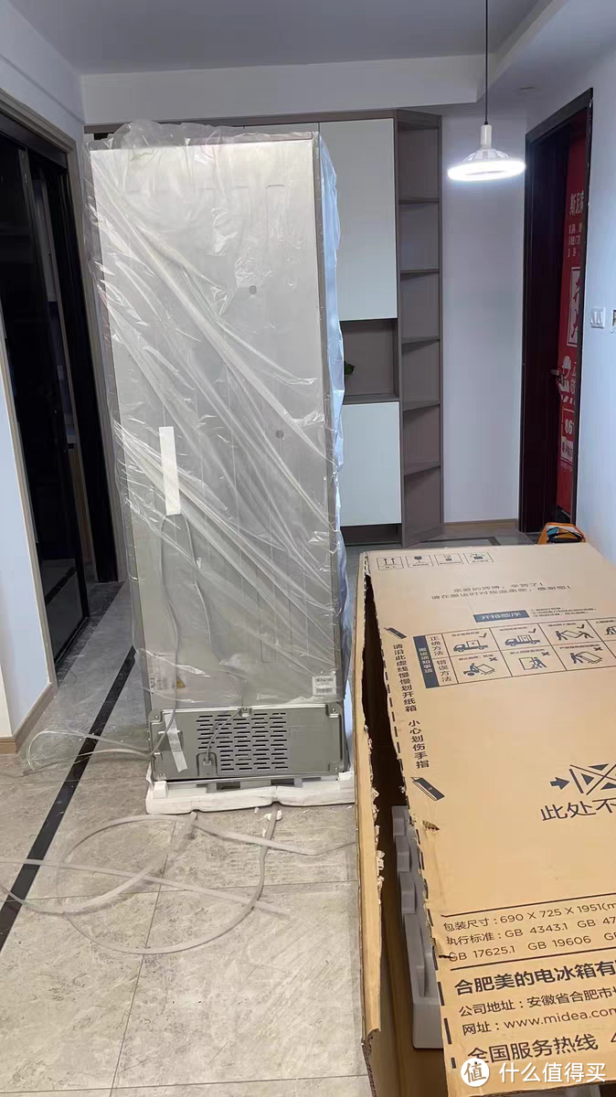 美的和华凌为什么产品详情页图一模一样,价格却相差数百元?