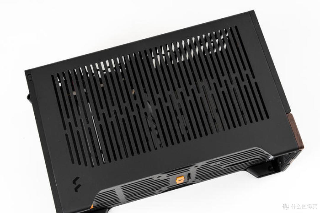 胡桃小机萌——STRIX X670E-I+分形工艺 TERRA 装机分享