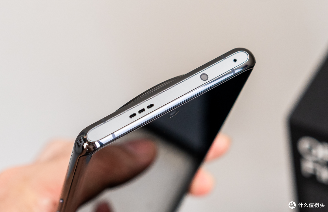 影像和性能兼具,学生党的神机:oppo&nbsp;find&nbsp;x6&nbsp;手机开箱