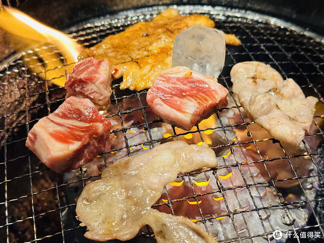 京都吃了牛角，人均200，因为弘烤肉需要预约