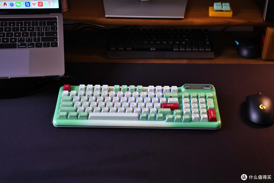 极致设计,带液晶屏的键盘:珂芝Z98凯华知冬轴机械键盘体验