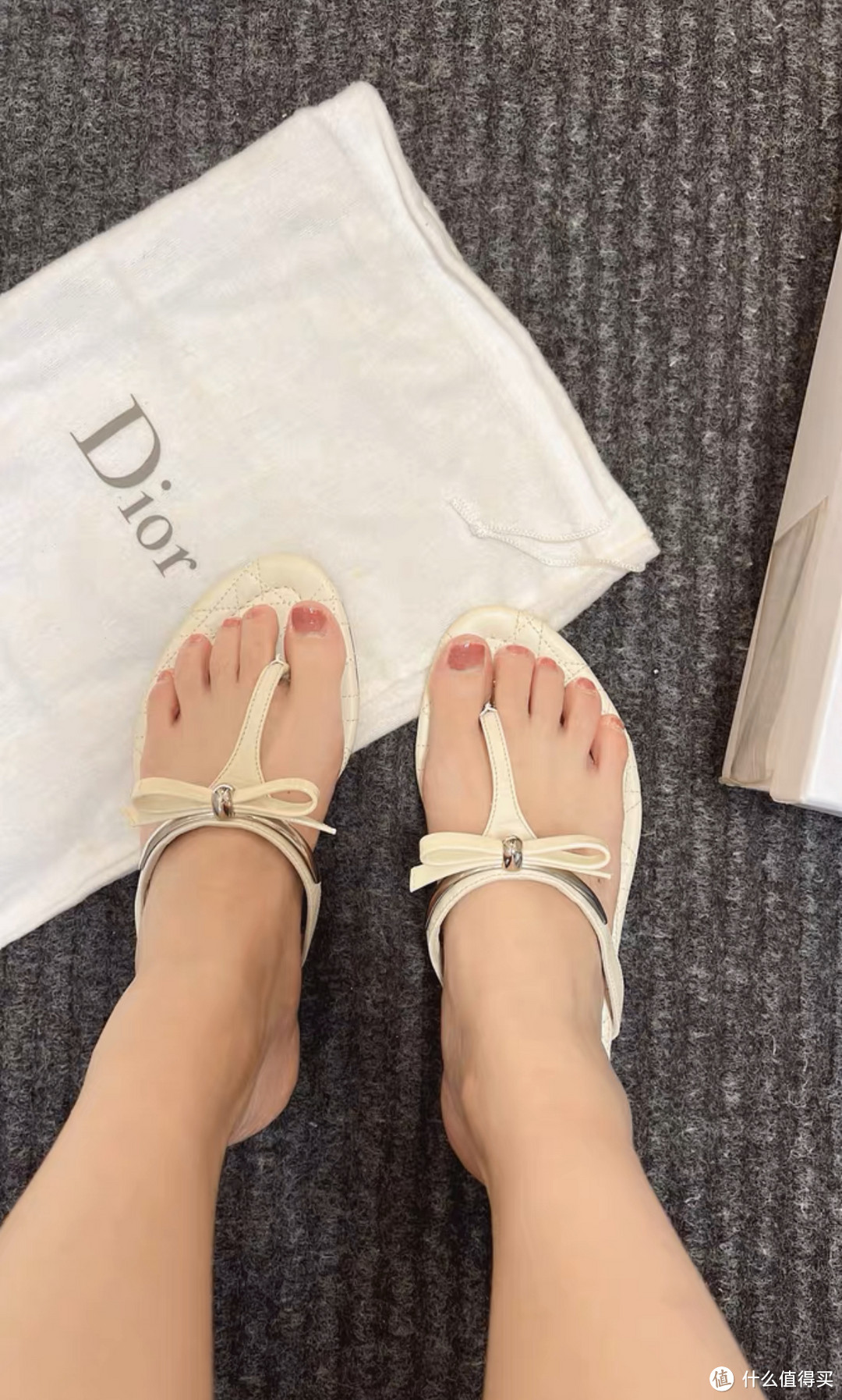 Dior蝴蝶结凉鞋，真好看！