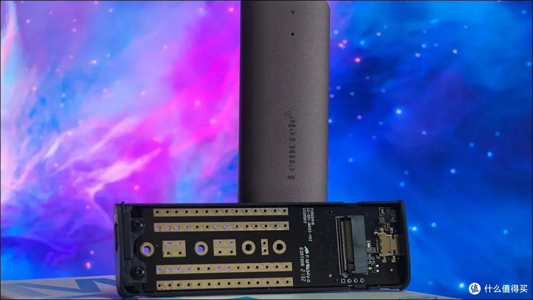 免工具快拆 文件1GB/s秒传！lemorele乐来乐SD1L硬盘盒评测