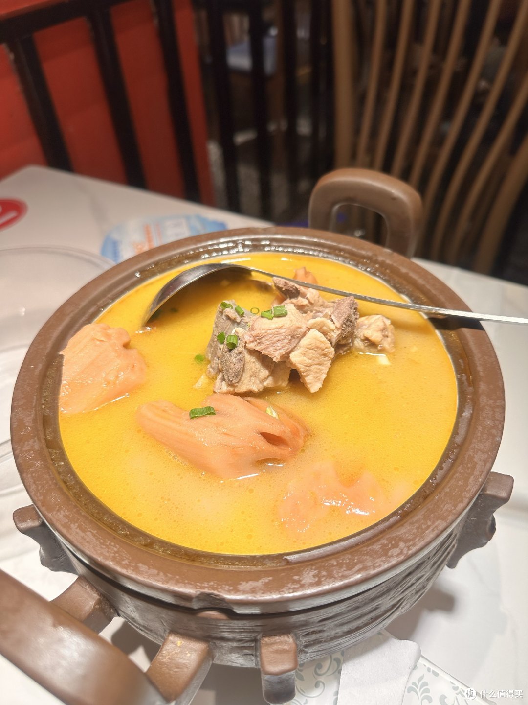 跟朋友打卡餐厅🍴-这份量也太大了吧,怪不得评价这么好。