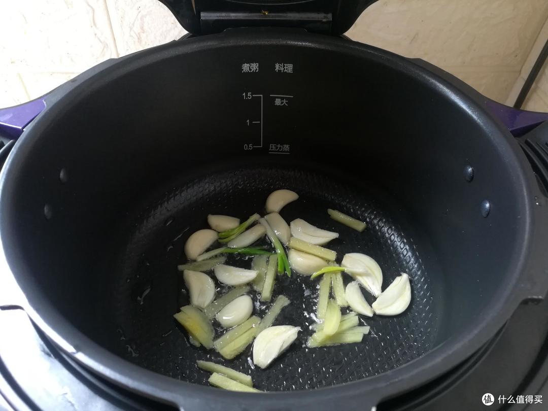 梅雨时节，建议：多给家人吃这菜，杀菌消炎强体质，不懂可惜了