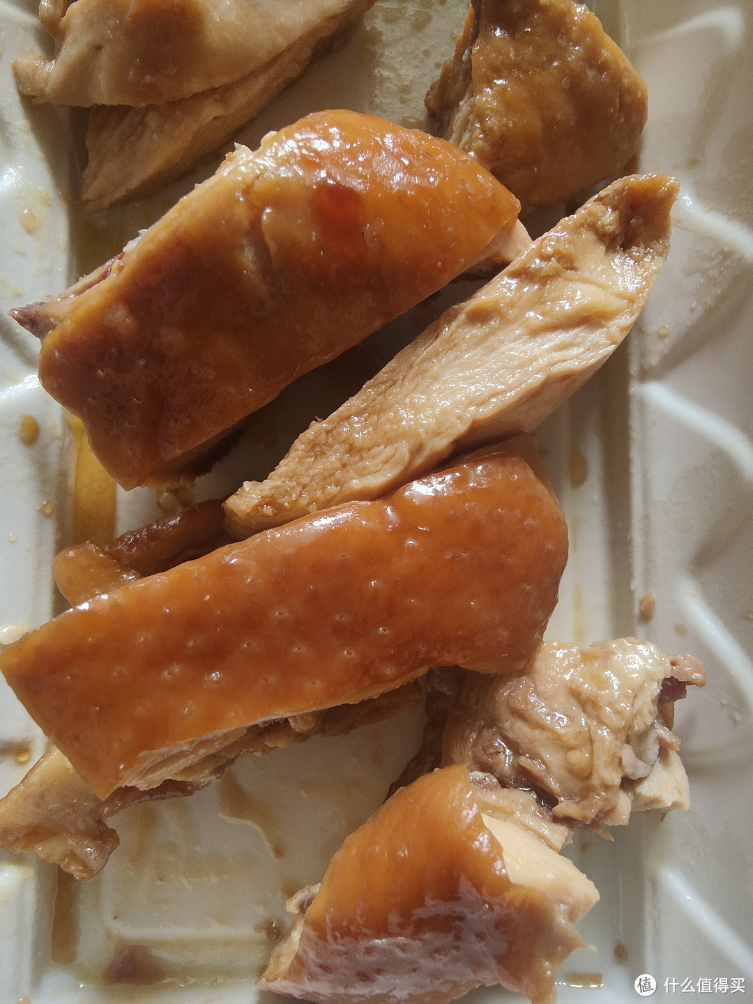 广式豉油鸡，外皮筋道，肉质鲜嫩，一只都不够吃！