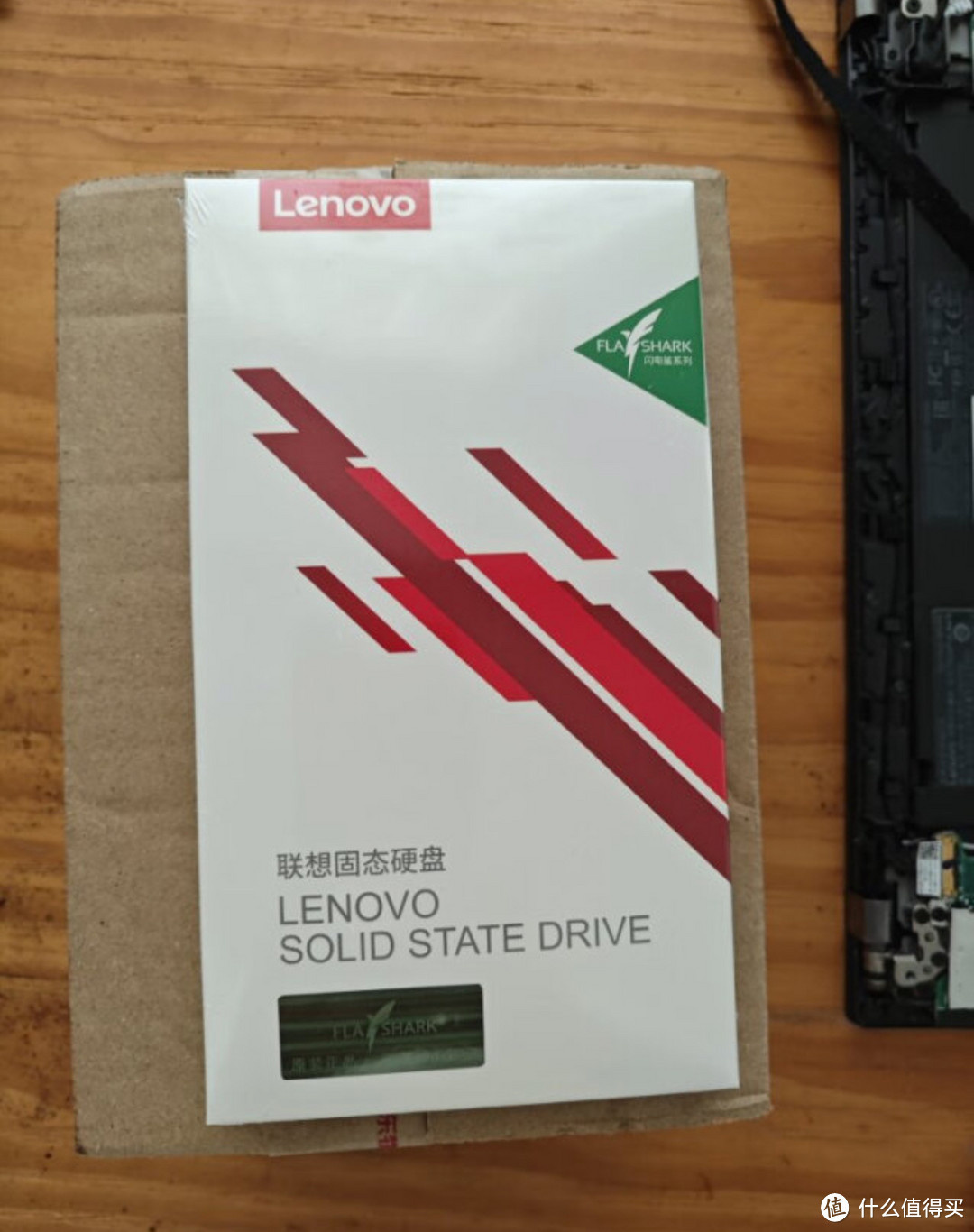 ￼￼联想（Lenovo) 240GB SSD固态硬盘 