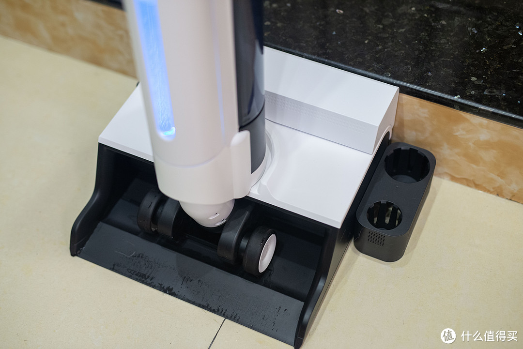 「真机实测」JONR京蛙XQ02Pro洗地机评测丨高性价比自动脏污识别扫拖一体洗地机到底表现如何？