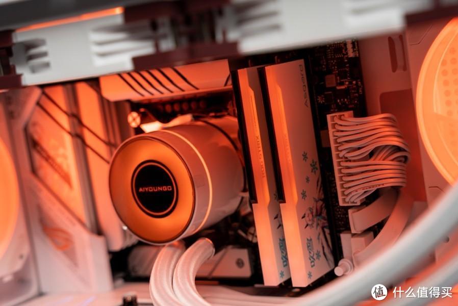 高颜值装机选这款内存条选对了,阿斯加特 吹雪联名 DDR5 6800 初体验