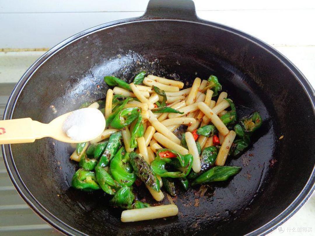 我家爱吃的年糕做法,是菜也是饭,Q弹劲道,解馋又耐饿