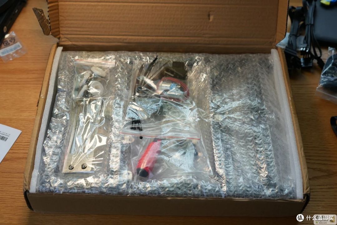 简单的开放式机箱好玩吗？OPENTYPE开放机箱简测