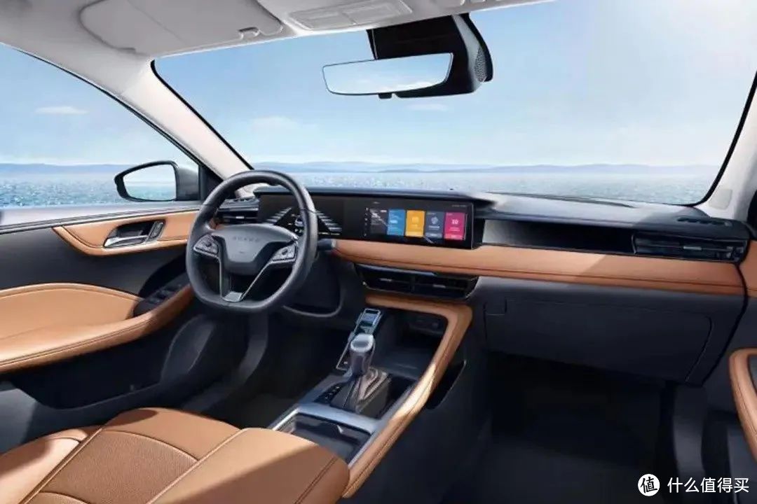 荣威i5全面升级！尺寸增加/动力提升/双联屏加持 6万级国民车有料！