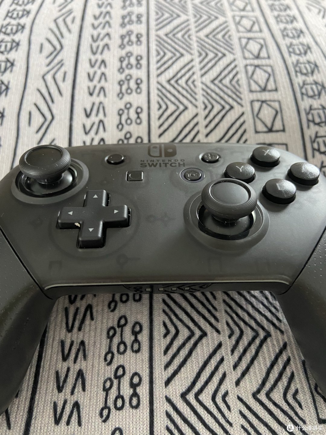 贵有贵的好,Switch Pro官方手柄分享!夏天在空调房打游戏最舒服啦!