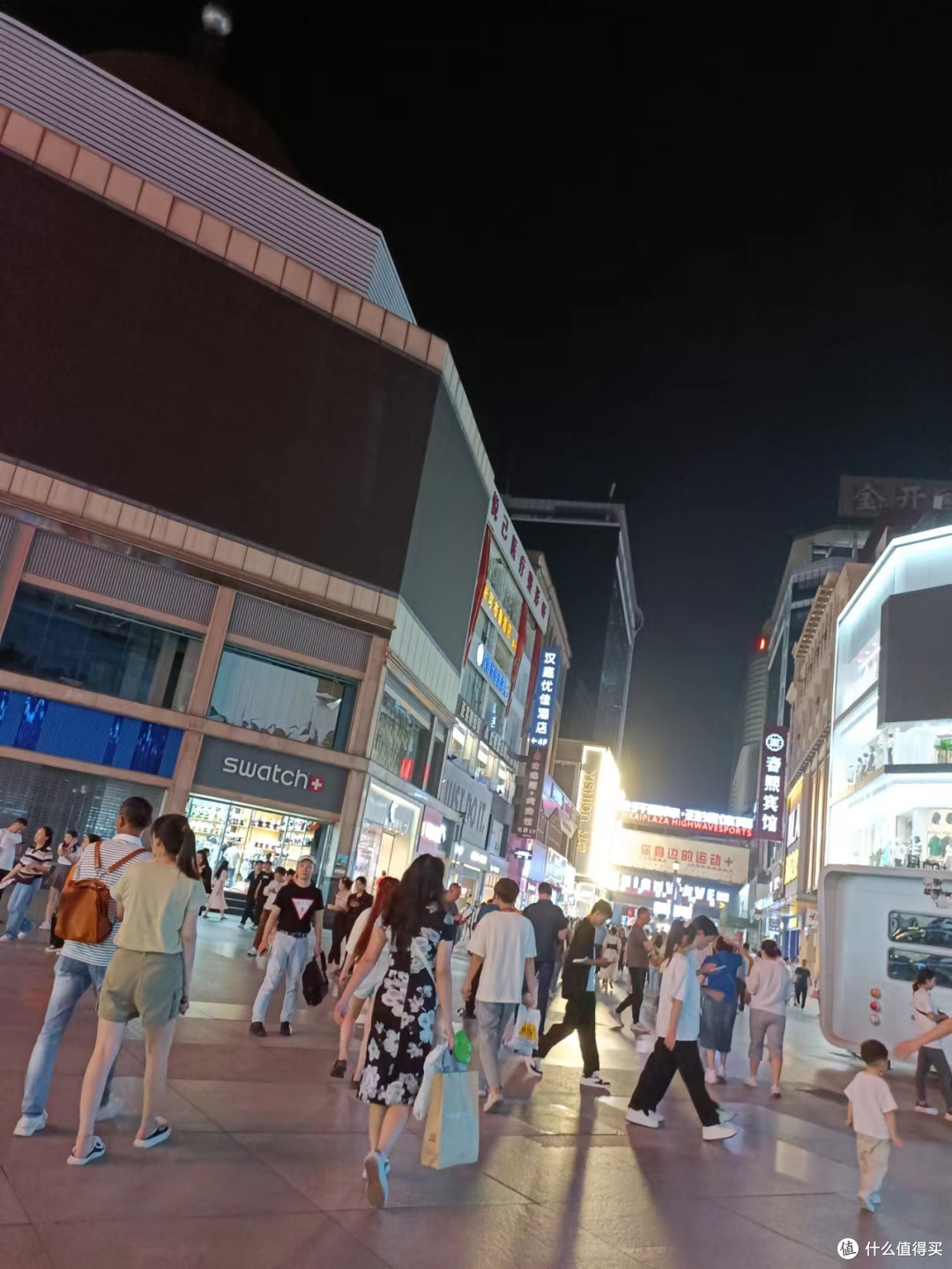 去成都一定要逛的地方,夏日漫步春熙路与太古里