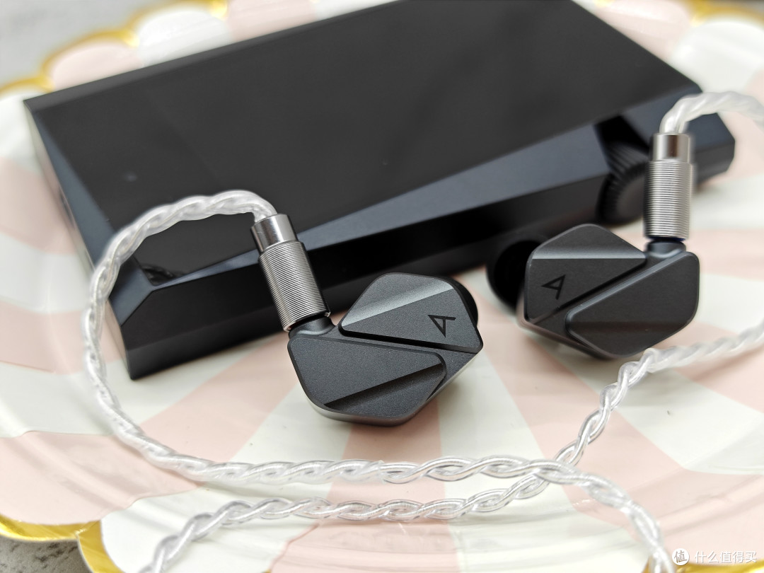 豪门出贵子——Astell&Kern ZERO2混合单元耳机主观体验报告