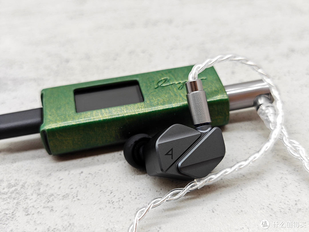 豪门出贵子——Astell&Kern ZERO2混合单元耳机主观体验报告