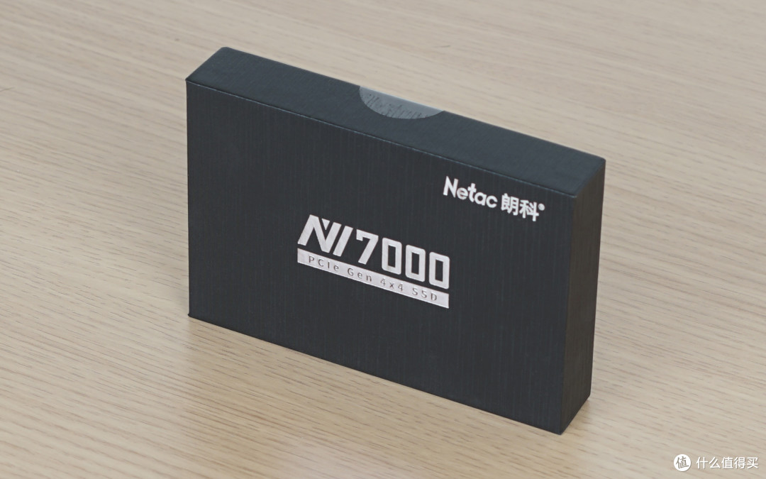 朗科NV7000 2TB固态硬盘:大容量与高性能并存,实测超出预期!