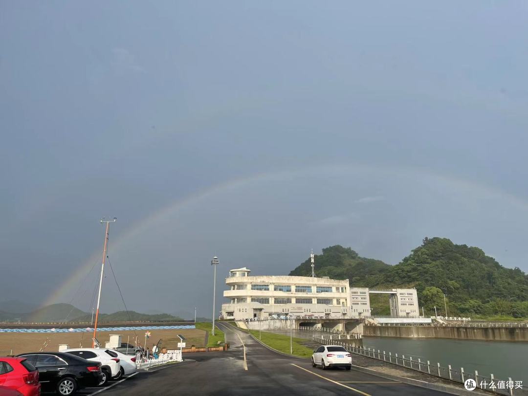 雨后彩虹