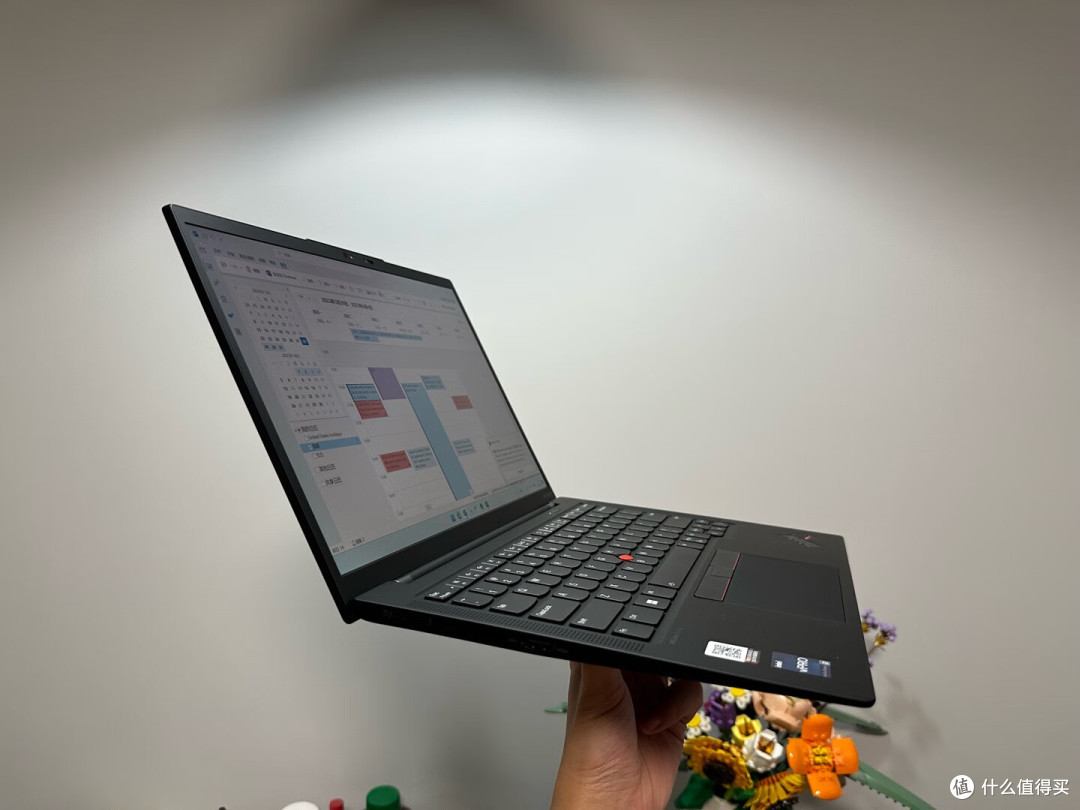 一万左右预算，考虑Windows高端本，还是MacBook Air苹果本？