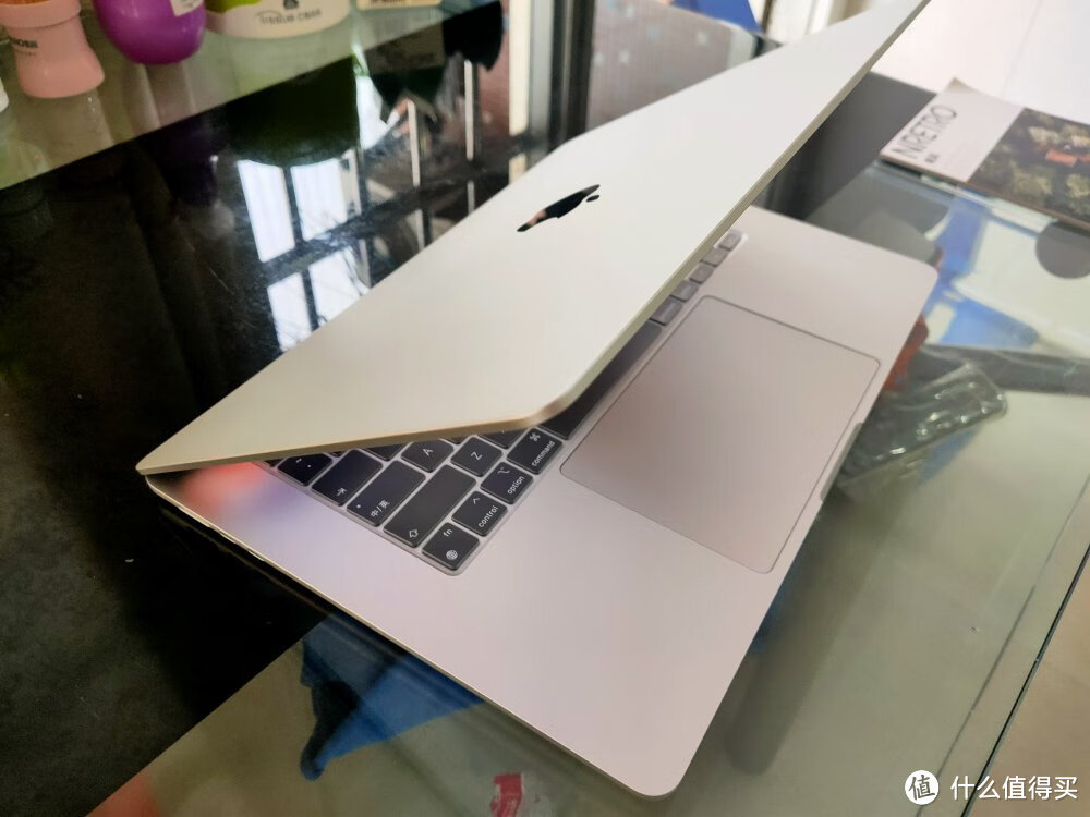 一万左右预算，考虑Windows高端本，还是MacBook Air苹果本？