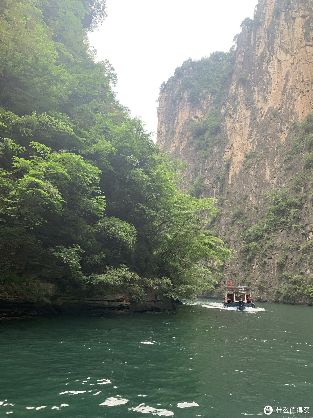 巍巍太行山，北国江南八泉峡