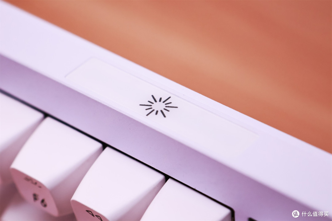 向客制化进军 Keychron Q1Pro铝坨坨键盘