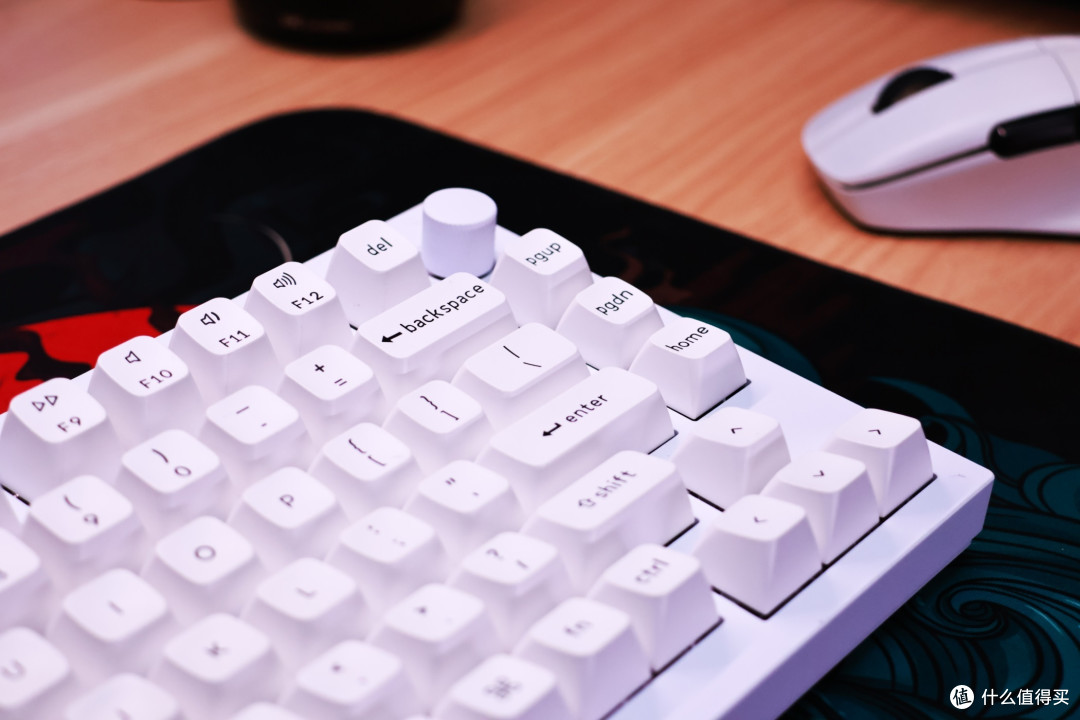 向客制化进军 Keychron Q1Pro铝坨坨键盘