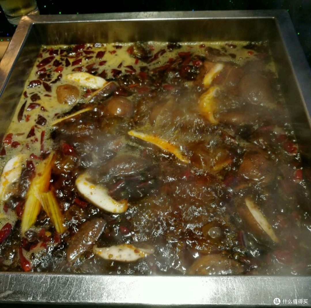 温柔一刀油不多,鲜香麻辣味不重的成都火锅
