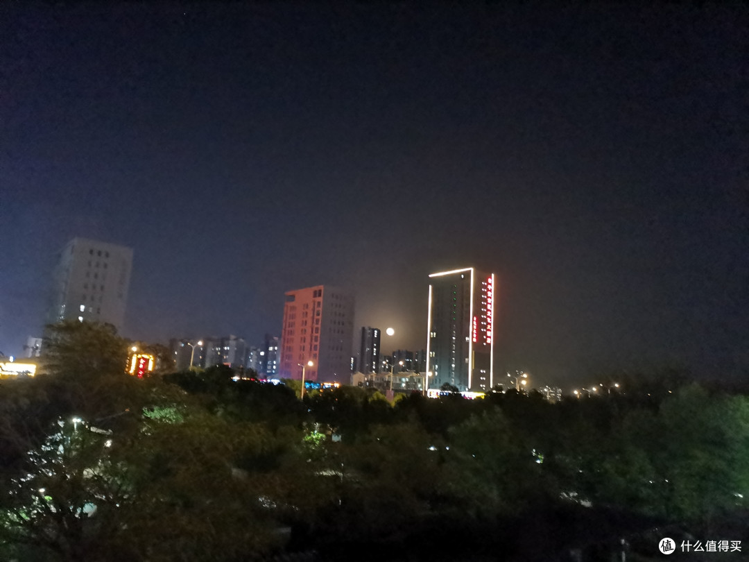 我们看月亮爬上来!!!