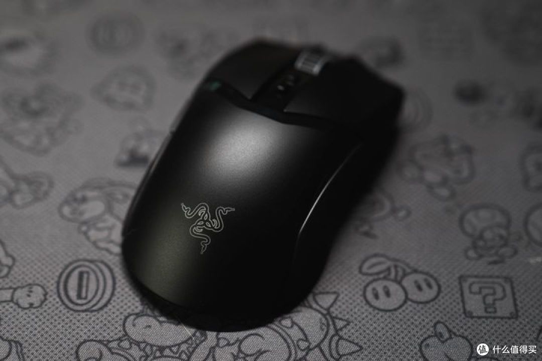 重量、RGB、性能,我全都要!——雷蛇眼镜蛇专业版开箱上手分享