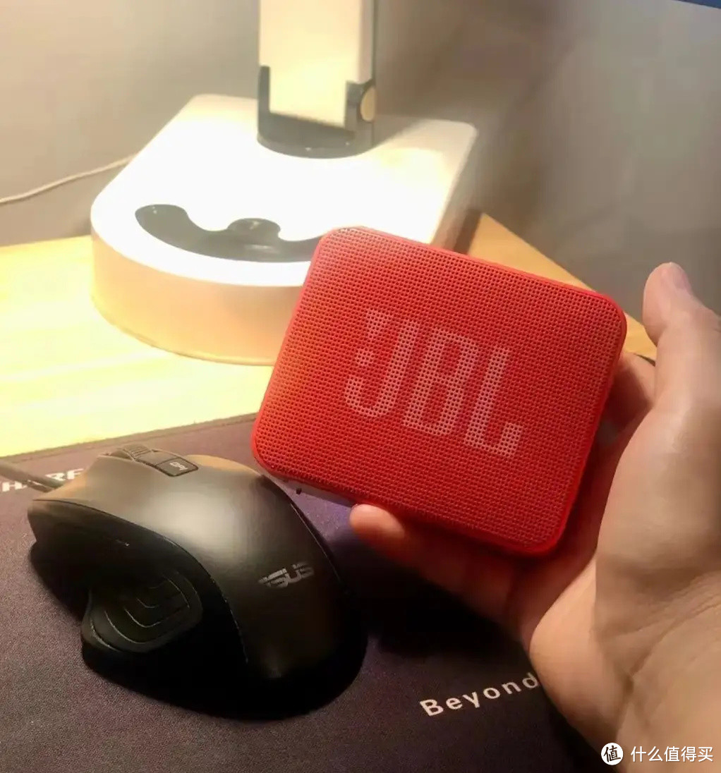 JBL GO ESSENTIAL音箱，口袋里的好音乐