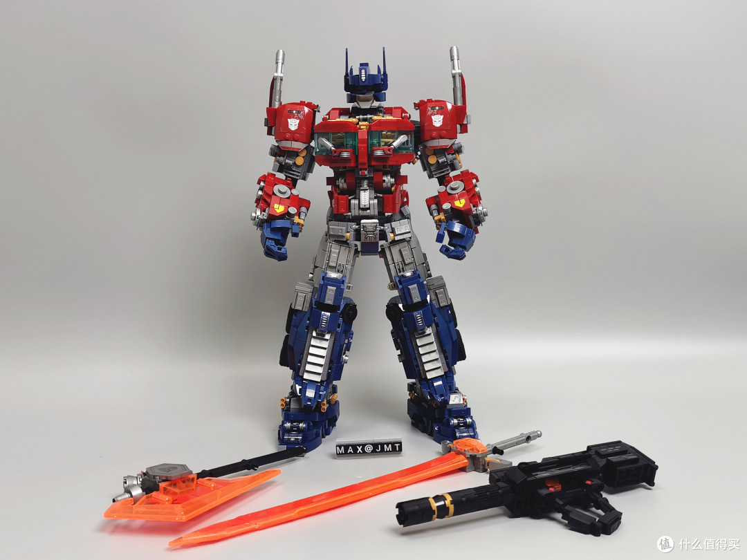 “我，擎天柱，特帅！”