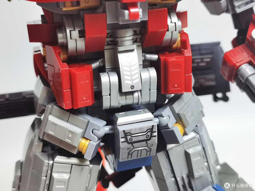 “我，擎天柱，特帅！”