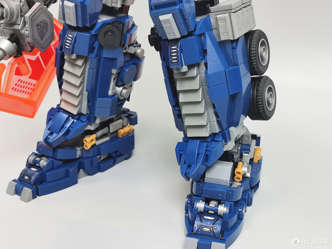 “我，擎天柱，特帅！”