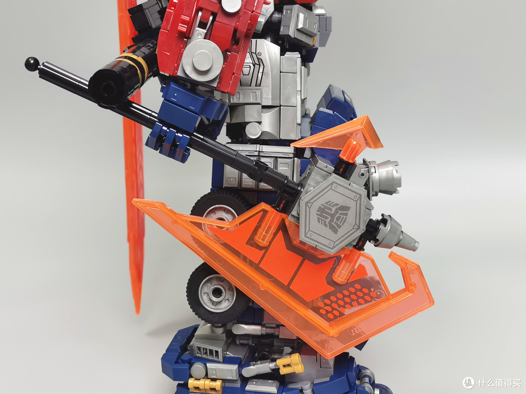 “我，擎天柱，特帅！”