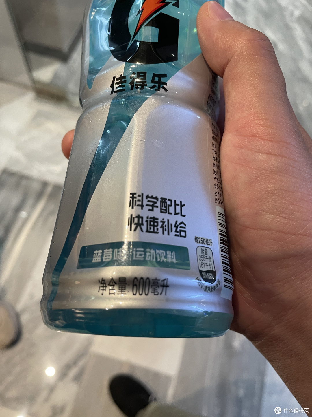 40度的高温下你需要的饮料——佳得乐电解质饮料