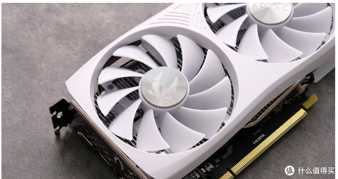 ZOTAC GAMING GeForce RTX 4060 8GB White Edition - 两三千就能享受 DLSS3 加上优质的光追性能