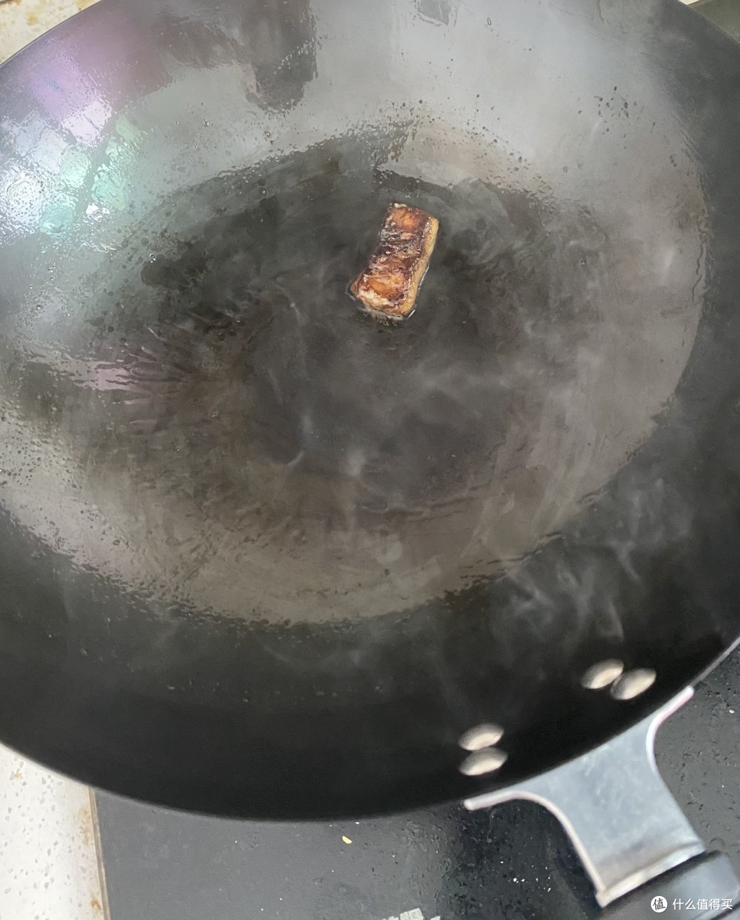来瞧瞧我这菜叶子和大铁锅咋样呗
