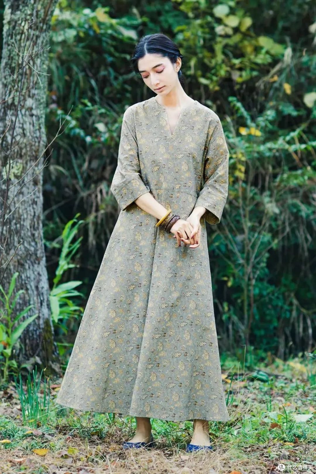 都知道棉麻材质的衣服凉快,怎么选才不会显土气呢?