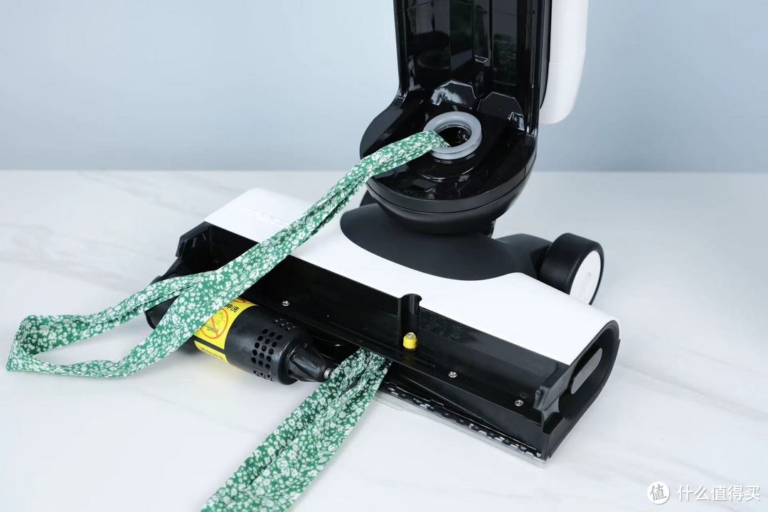 2K价位洗地机才是万千家庭明智之选，2023最值得入手的家用洗地机——添可芙万2.0 Pro LED洗地机