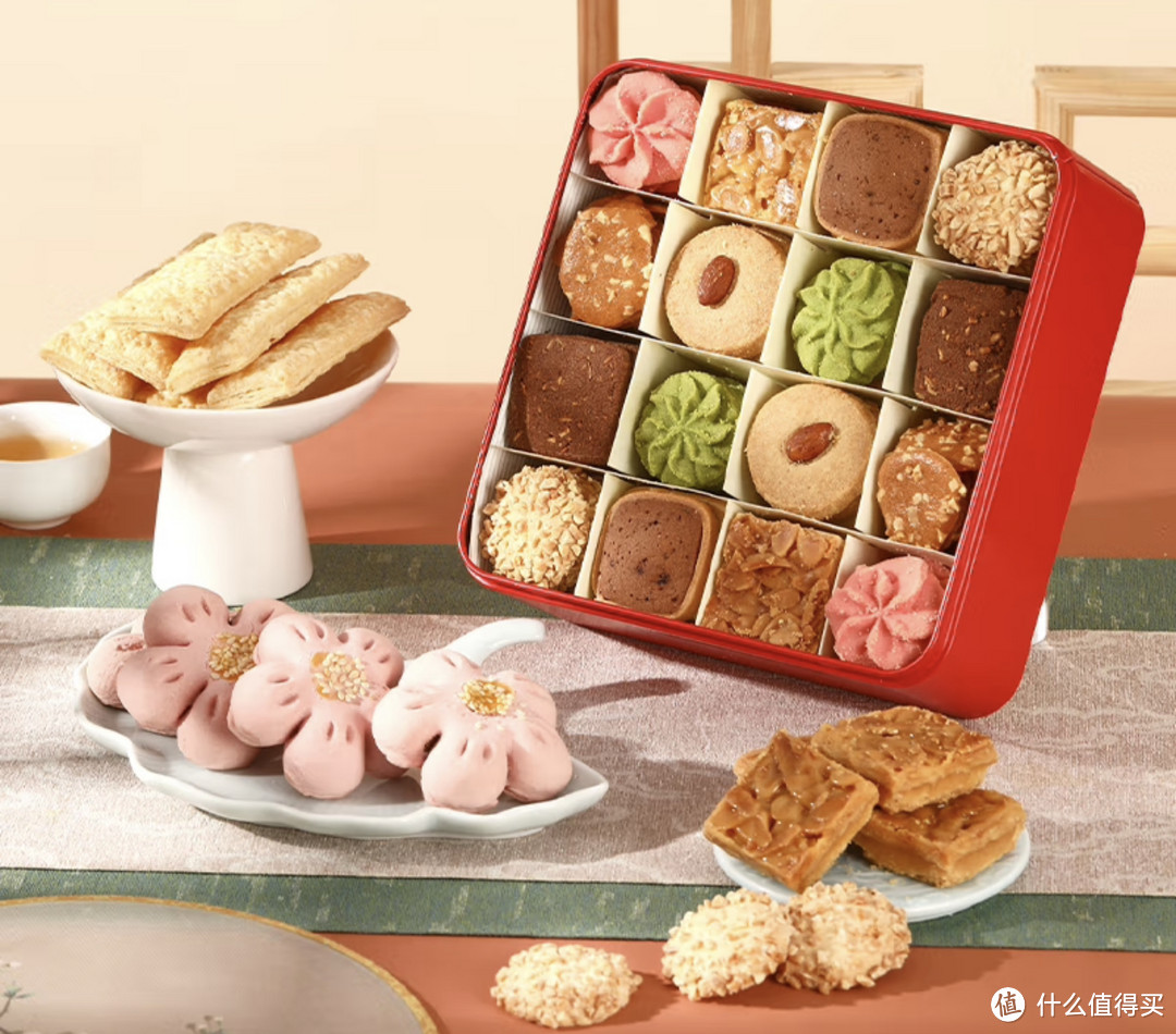 糕点盛宴！YOTIME什锦曲奇饼干礼盒，休闲零食狂欢，为女友妈妈送上满满的幸福！