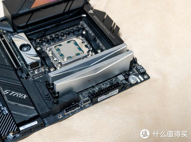 618搞个网游毕业神U,AMD 锐龙7 7800X3D测评