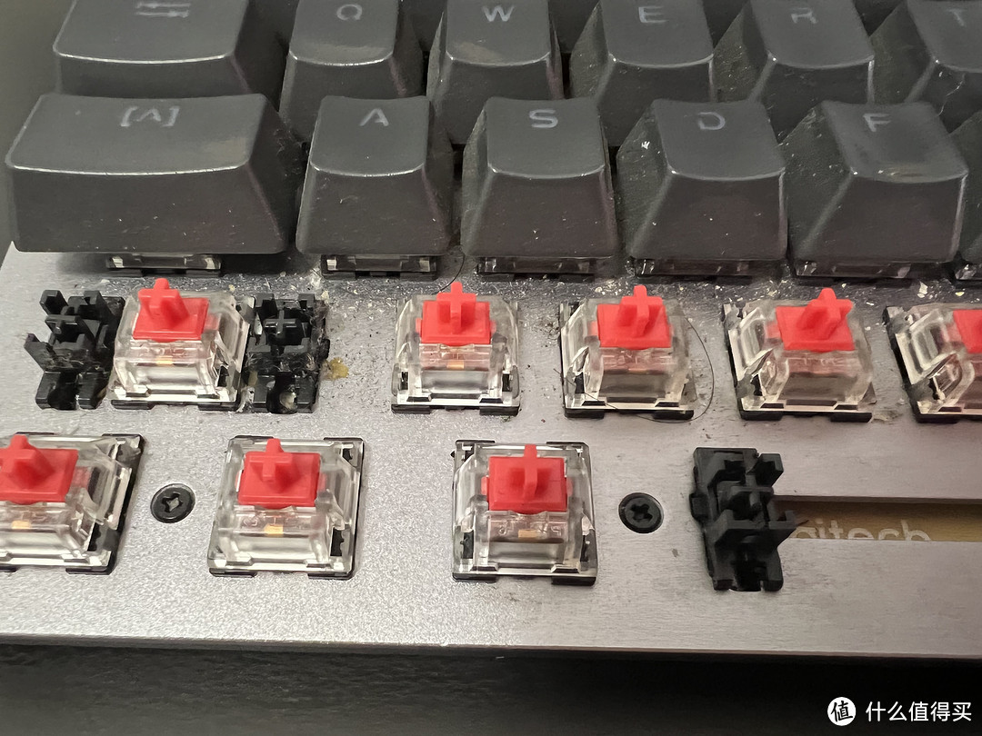 清理一下我用了四年的罗技K845红轴机械键盘