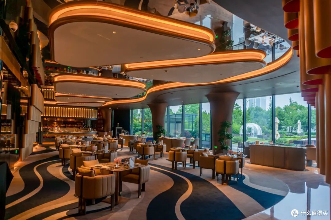 上海柏凡音乐酒店:一线江景 24小时音乐为伴